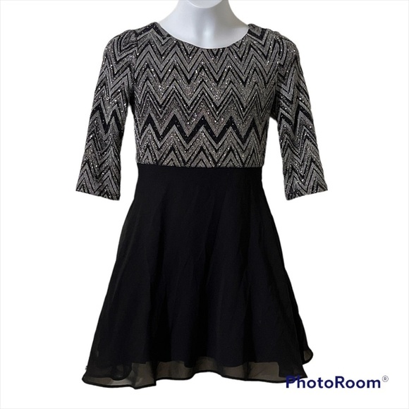 Girls "Dressy" Amy Byer Dress size 8 - Picture 3 of 5